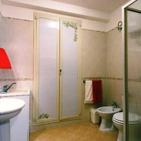 Frühstückspension Bassotto 4*